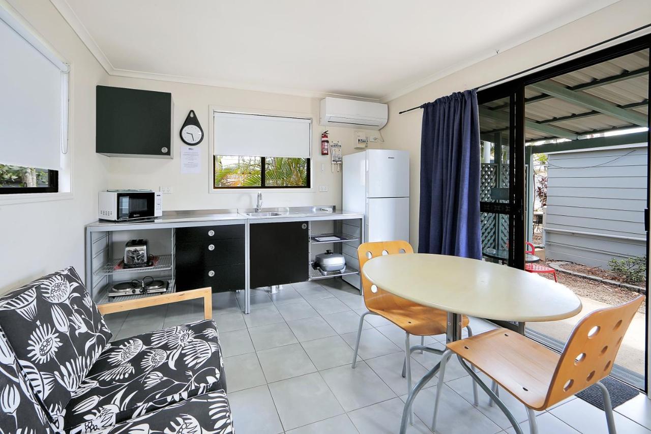 Cane Village Holiday Park Bundaberg Exterior photo