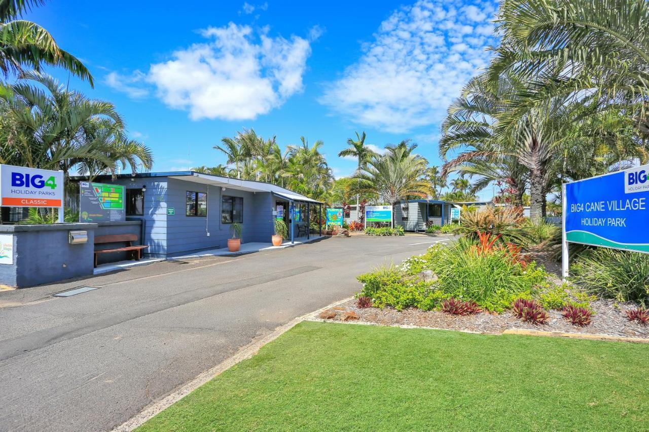 Cane Village Holiday Park Bundaberg Exterior photo