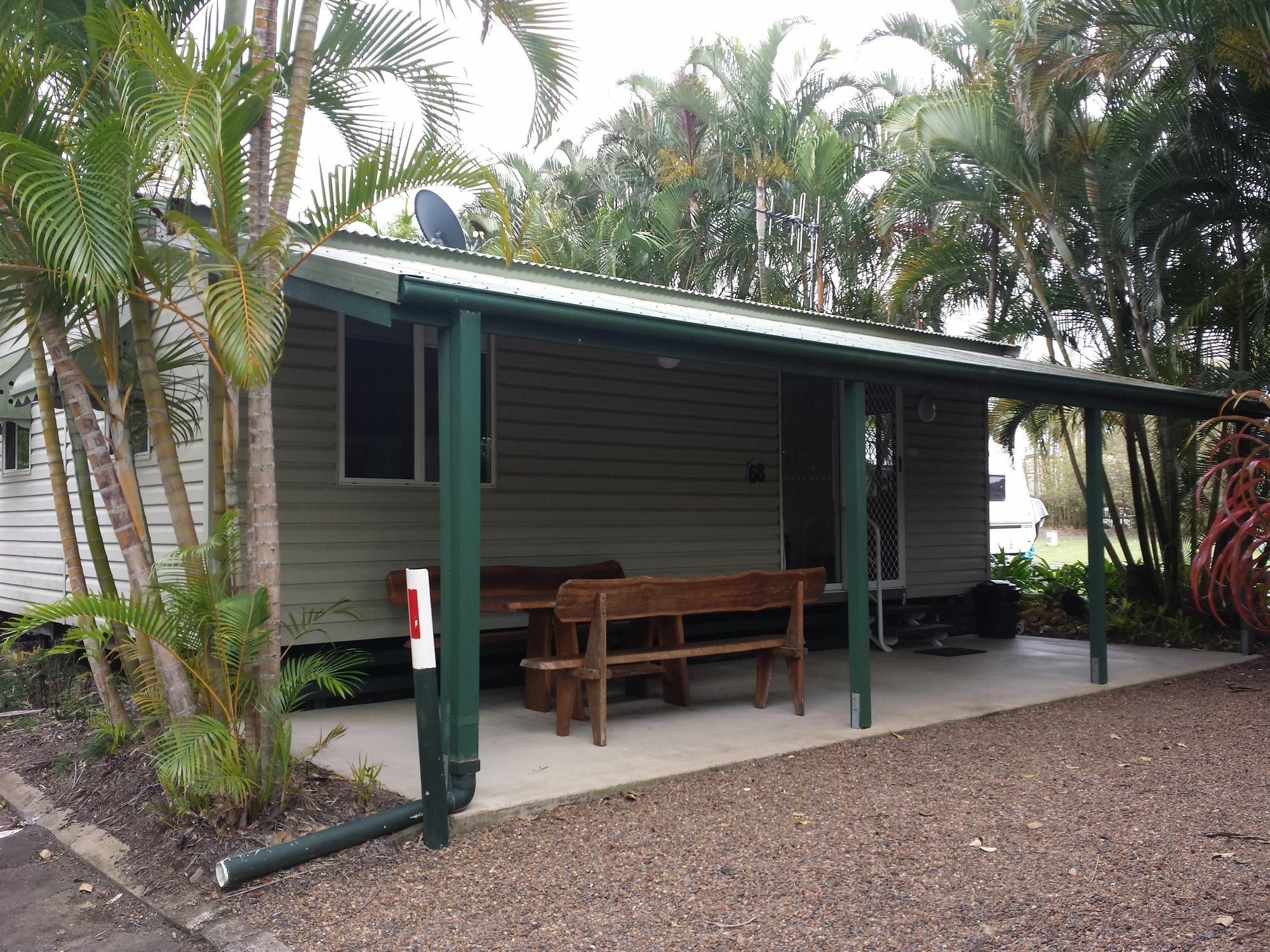 Cane Village Holiday Park Bundaberg Exterior photo